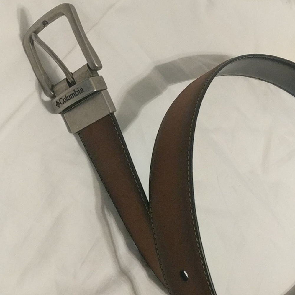 Columbia brown leather belt